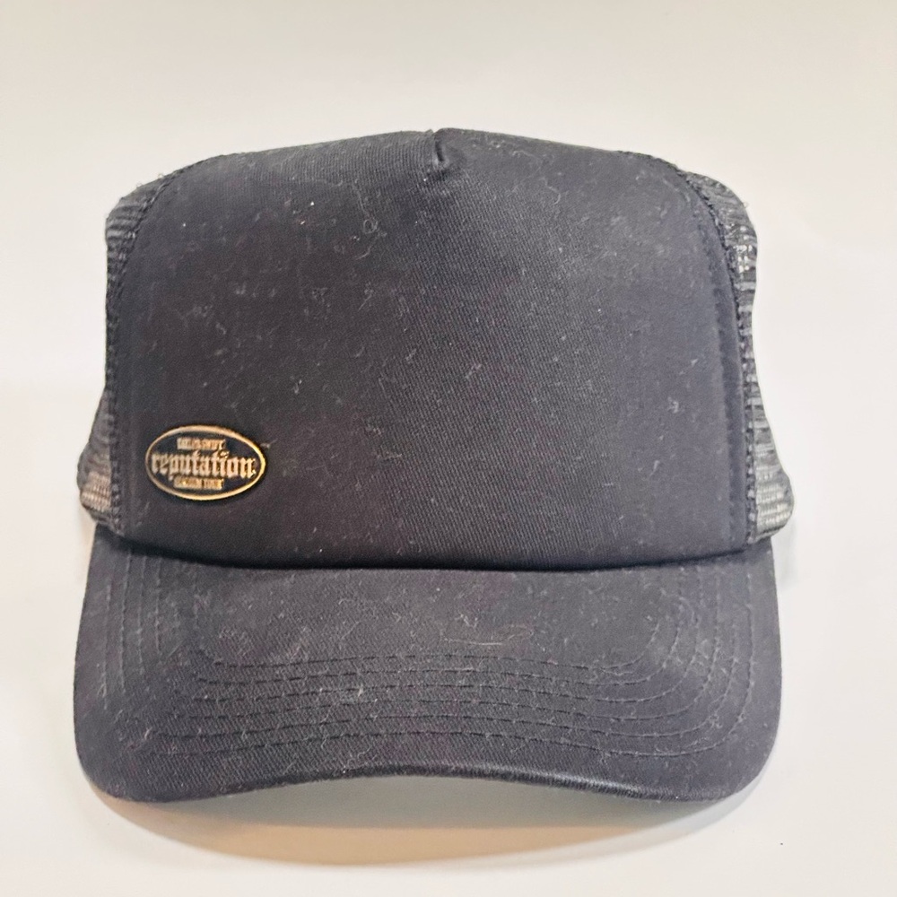 REPUTATION “stadium tour” Trucker hat